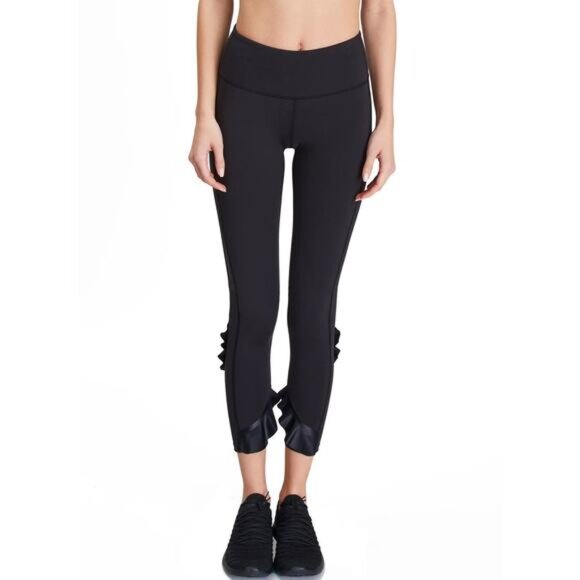 Urban Savage Ruffle Legging Black Size Small Gym Workout Pickleball Walking - Picture 3 of 10
